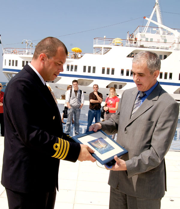 2010. 04. 26- -  Kraljica mora uplovila u luku Zadar